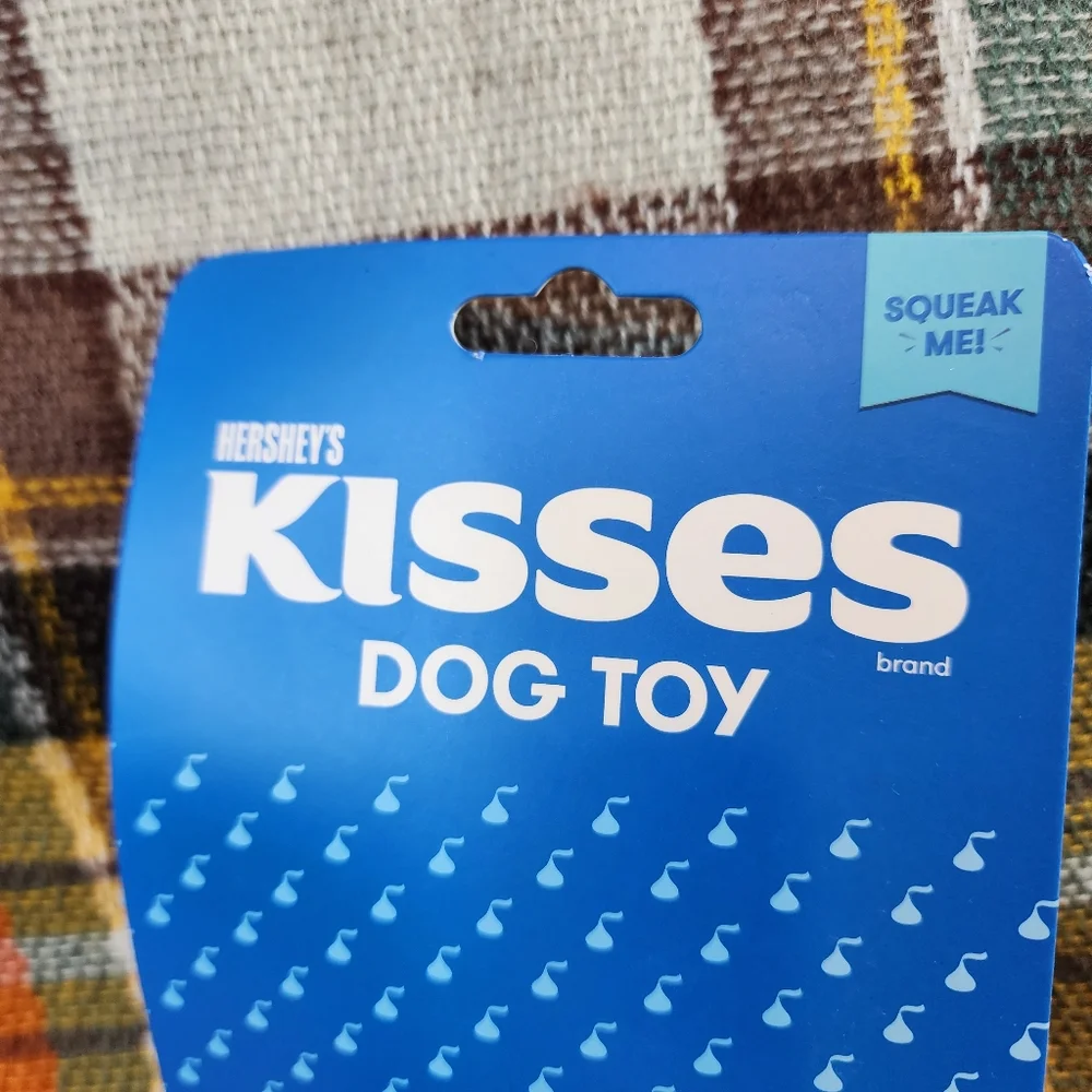 Set of 3 Candy Squeaking Dog Toys: Reeses and Hershey's  Bar and Kisses. NWT.
